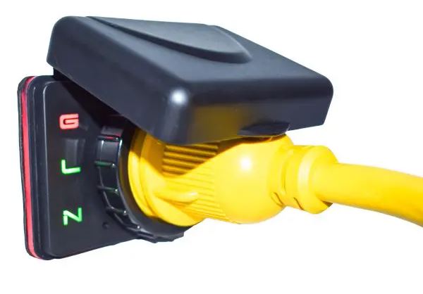HUGHES AUTO 30A SAFEVIEW SMART POWER INLET