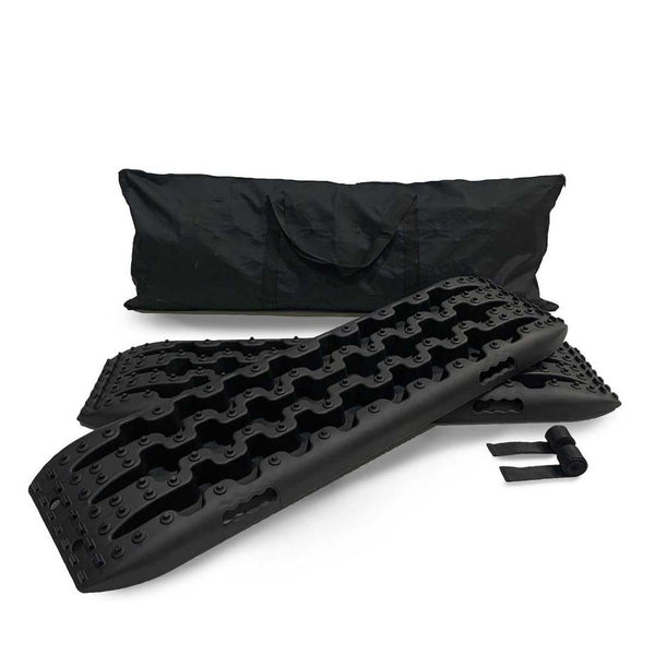 Overland Recovery Ramp With Pull Strap and Storage Bag